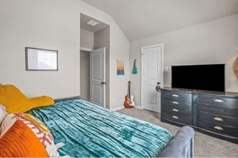 Fully Furnished Private Bedroom Available In A 3700 Sqft Beautiful House In Lewisville, Northlake TX Area