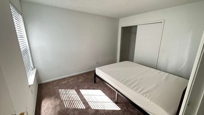 Fully Furnished Private Room With Attached Bath Available To Rent Close To Edison Station
