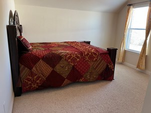 Fully Furnished Private Rooms With  Shared Bathroom Available