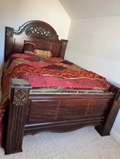 Fully Furnished Private Rooms With  Shared Bathroom Available