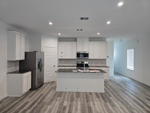 Single Rooms And Private Bathrooms