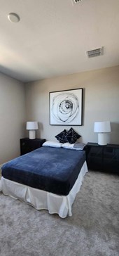Fully Furnished Room Available In A House 15 Min Away From Phoenix Sky Harbor Airport.