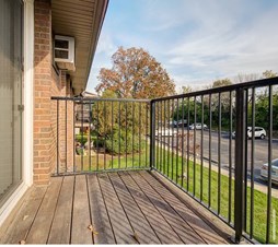 Paying Guest Available For A Female In Lisle, IL For $600 Per Month, Utilities Extra