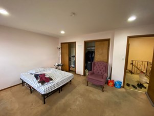 Large Furnished Room - Desi Friendly