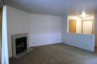 Private Bedroom With Shared Bath Available