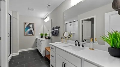 Single Room Available In Downtown Charlotte, NC