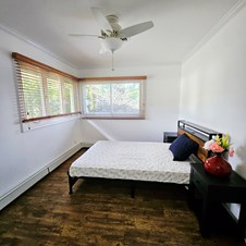 Room For Rent In Beautiful Central Jersey Ranch House, Commutable By Bus, Train To NYC, Jersey City