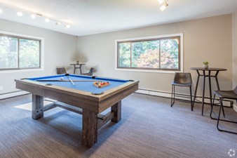 Private Room For Rent  Villa Del Rio (Warwick, RI)  Available Feb 4, 2026