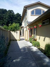 NEW*PRIVATE.rooms-$675/$1150 *(Utility Included) - :Apni Mandi -Tesla- Bart.