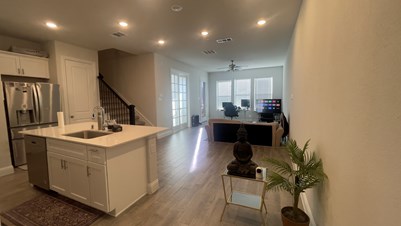 2 Spacious Single Rooms For Rent