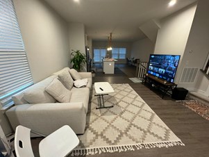 Single Room Available In A Brand-new Townhome Near To Wellsfargo, CIC, TIA, UNCC, Triveni, Concord Mall,AMC Etc