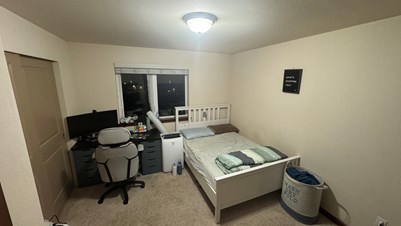 Room Available Immediately In 3-Bedroom Townhome – Safe