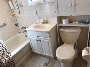 Danbury, CT - Neat, Clean, No Hassle, All Inclusive Furnished With LOW Rent!