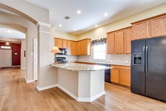 2 Separate Private Bedrooms With  1 Full Attached Bath  - Very Close To Desi Stores, Restaurants, Costco, Target