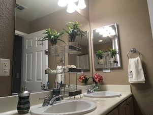 Private Room With Bathroom Available For Rent