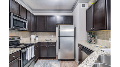 Private/Shared Room Available For A Female In A 3B2B Near Halcyon (Exit 12)