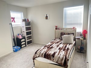 Room Available In Luxury Community