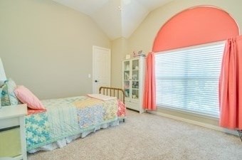 1 Bed Room Is Available In A Family Home At PLANO, TX, For Working Women Only
