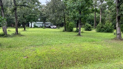 Large Master Bedroom With Attached Bathroom - Beautiful Quite Serenity