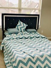 Fully Furnished Private Bedroom With Private Bathroom In New Independent 5 Bed 4 Bathrooms Home.