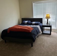 Furnished Room For Rent/Single Room Available -SUGAR HILL ,GA (Near Buford , Lake Lanier, Suwanee)-Utilities Included