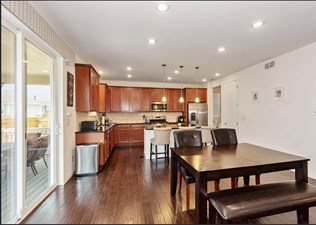 Master Bedroom With Private Bath Available For Rent In Parker - CO