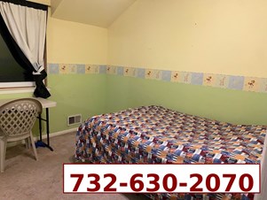 Cozy Room In Desi Household – Quiet & Clean Environment