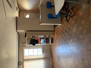 Roommates In Desplanies IL