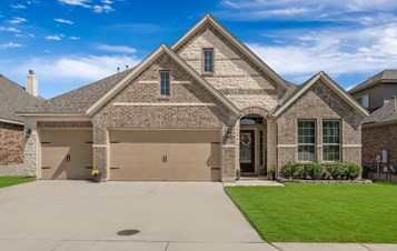 Furnished Private Bedroom Available In 3400 Sqft Beautiful House