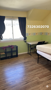 Cozy Room In Desi Household – Quiet & Clean Environment