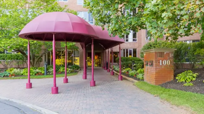 Modern Condo Roommate Opportunity