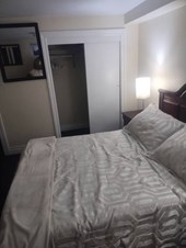 Large Private Room In A 3 Bedroom Executive Basement Apartment