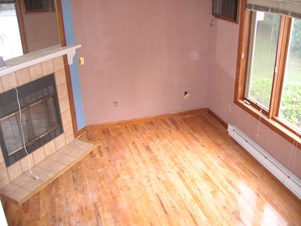 Furnished Room Eastbrook Heights Condo -On Bus-line To UCONN Storrs Campus
