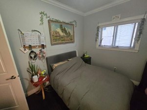 Private Room With Shared Bathroom