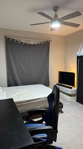 Master Bedroom W/ Private Bath – Forest Hill Blvd, West Palm Beach