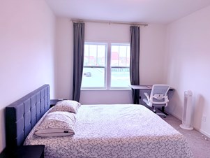 Fully Furnished Spacious Room With Attached Bath And Walk-in Closet Near Lake Wylie