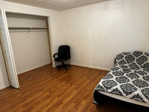 Furnished Private Room With Private Bath, Close To Clock Tower In Herndon