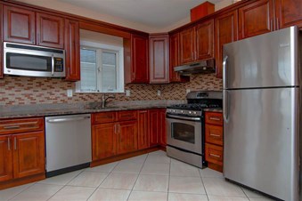 $850-Furnished Private Bedroom-Utilities Included-No Agent Fees-Landry-Journal Square-Jersey City Heights-close To NYC