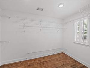 Fully Furnished Master Bedroom With Attached Bath And Huge Walk-in Closet For $950
