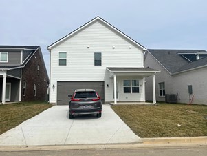 Seperate Room   Private Bath Near Downtown Nashville (male/female) From Sep 1st