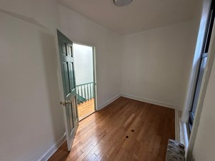 Room Available, Astoria