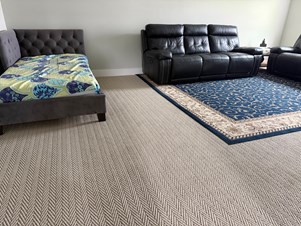 Single Room With Loft And Private Bath Is Available For Rent