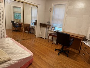 Separate Room Without Attached Bath For Rent At Devon – Chicago  $800 Per Month  - NO Long Term Commitment