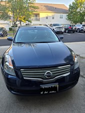 Selling Nissan Altima 2.5SE 2009
