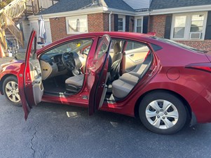Hyundai Elantra 2016 | Clean Title | Works Great