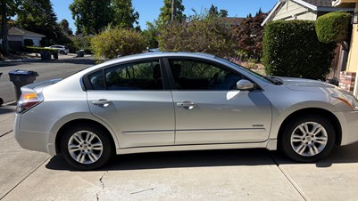 2010 Nissan Altima Hybrid