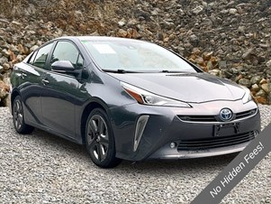 Used 2022 Toyota Prius XLE FWD