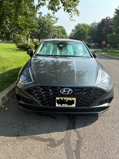 Low Miles Hyundai Sonata SEL 2022- Looks And Drives Brand New And Very Smooth. Well Maintained Less Than 26k Miles.